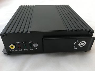 Mobil 4CH SD 4G digital perekam video Taxi sistem MDVR pemantauan 24/7 dengan router WIFI