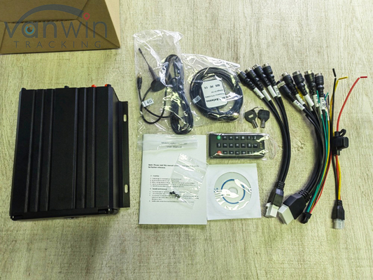 8-Channel Hard Disk SD Card Mobile DVR H.264 Car MDVR untuk pemantauan keselamatan kendaraan