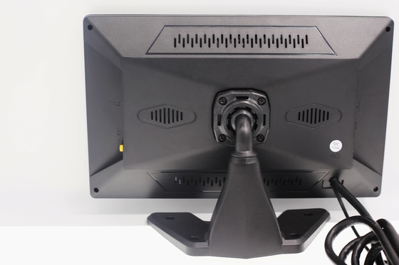 4G Car Mounted SD Card Recording All-In-One Machine dengan Monitoring 4 Saluran dan GPS Positioning