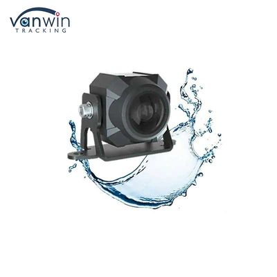 IP69K Waterproof Rear View Truck Kamera Pemanasan 4pin Penerbangan AHD 1080P Kamera dengan 1080P 2.0MP Resolusi
